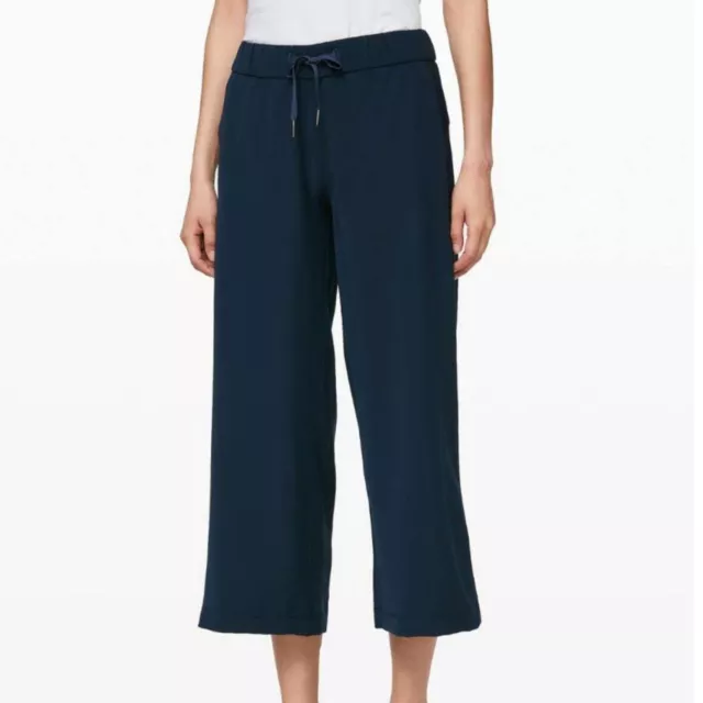 LULULEMON ON THE Fly Wide Leg Pant Woven TRNV True Navy NEW $49.95 -  PicClick