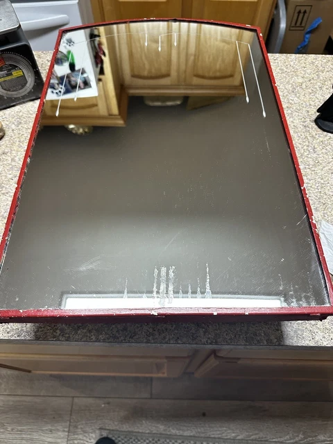 Gabinete de medicina vintage de metal empotrado con vidrio grabado y espejo arqueado LEER