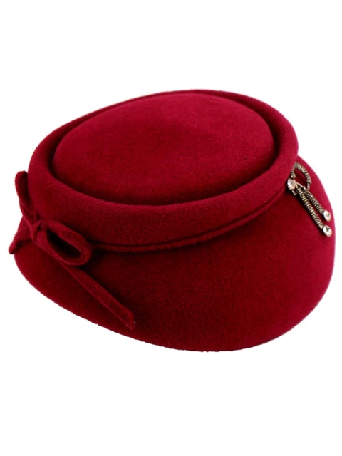 Cappello in feltro retrò rosso lampone vintage anni '40 anni '50 quaranta cinquanta decorazione argento