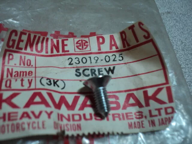 1970-81 Kawasaki G4 Kd Ke Kl Km Ks Kt Kv Screw Pan Head 5X14 Nos Oem 23019-025