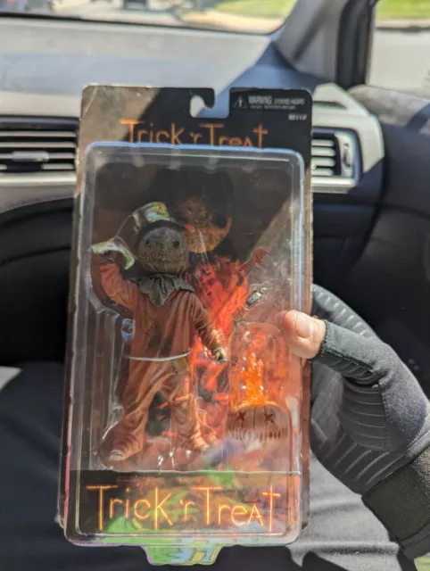 Neca Reel Toys - Cult Classics - Trick 'R Treat - Sam Action Figure Please Read
