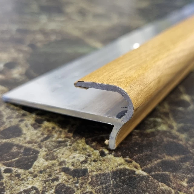 Rifinitura bordo gradino gradini design rovere per pavimenti da 8 a 10 mm