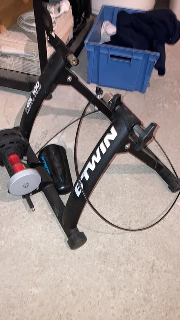 Home Trainer Btwin IN'RIDE 100 à Résistance Magnétique - Noir - Neuf