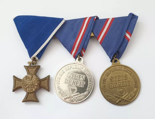 Österreich 3er Spange 3 Medaillen Verdienstkreuz mit Reservisten Medaille Bronze