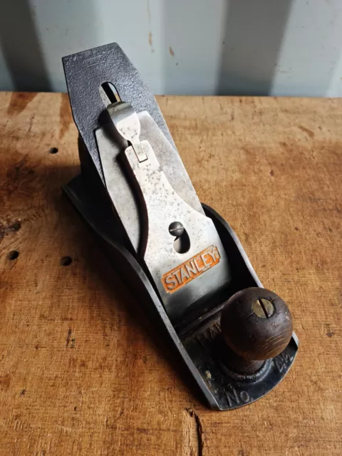 Vintage Stanley No 4 1/2 Stanley Smoothing Plane Carpenter Woodworking Joiner.