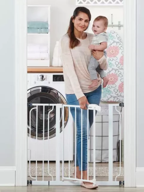 Regalo Easy Step 38.5-Inch Wide Walk Thru Baby Gate, Includes 6 In Extension Kit