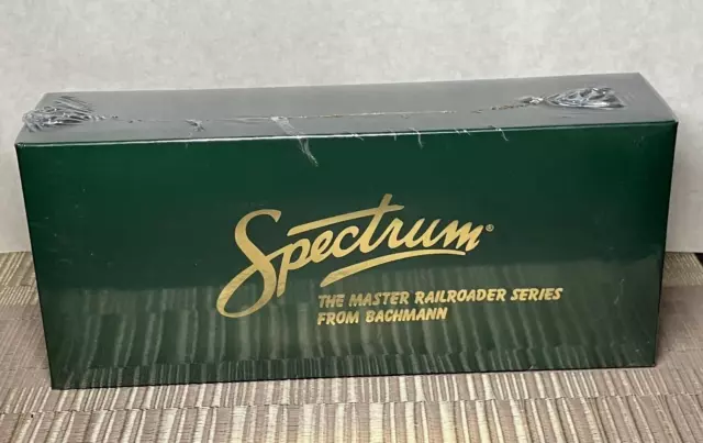 Bachmann Spectrum No. 27011 On30 Scale Great Northern Box Car SEALED