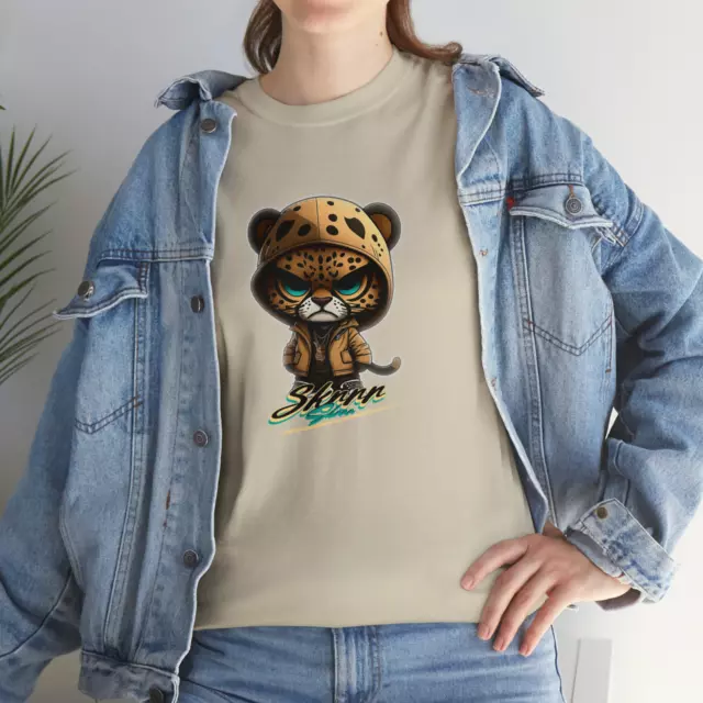 Süßer Manga-Flair: Das bunte Chibi-Leoparden Shirt