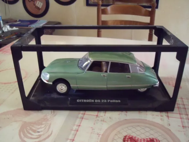 NOREV 1/18 Citroën DS 23 Pallas