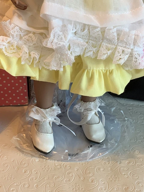 VTG Paradise Galleries Treasury Porcelain Doll NICOLE 13" African American w/Box 7