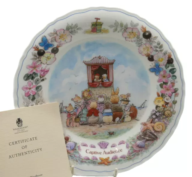 RARE MINT WEDGWOOD FOXWOOD AT SEA TALES CAPTIVE AUDIENCE 21cm PLATE + CERT