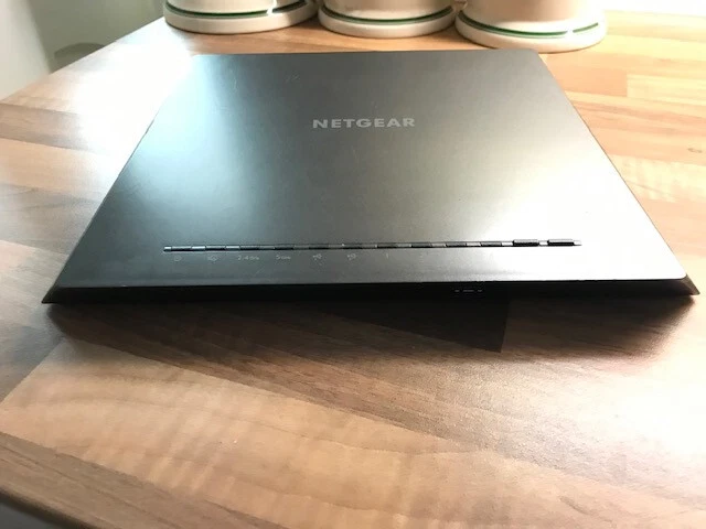 Netgear Nighthawk AC1900  R7000 Smart Wifi Router
