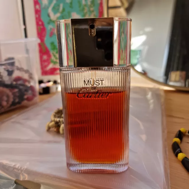 Le train online bleu perfume