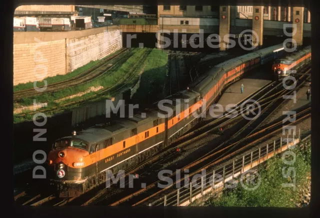Duplicate Slide GN Great Northern E7A 502 & E7A W/Passenger Train