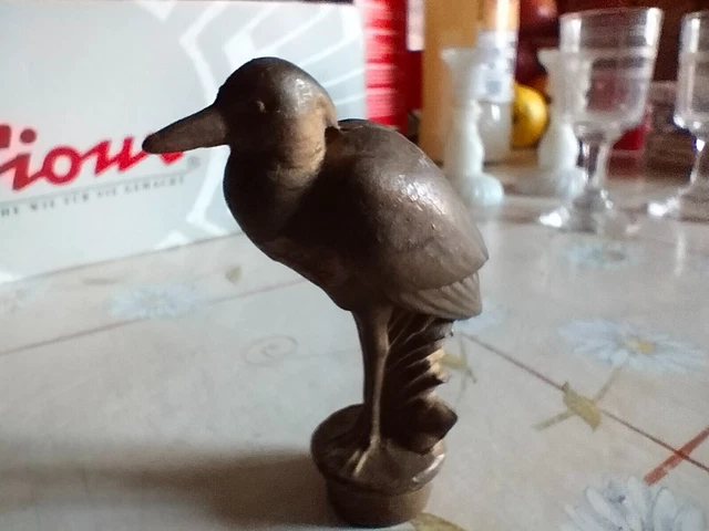 RARE ET ANCIEN cachet en bronze OISEAU objet vitrine collection EUR 58