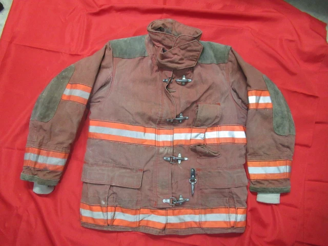 GLOBE Firefighter Red Bunker Turnout Jacket 42 x 32 GEAR COAT TOWING PREPPER
