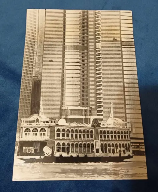 Skyscrapers of Hong Kong. Singan. Propaganda of the USSR. 1990