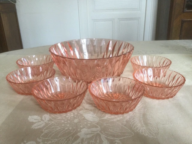 ANCIEN SALADIER en verre vieux rose DECOR Grappes de raisins tbien EUR