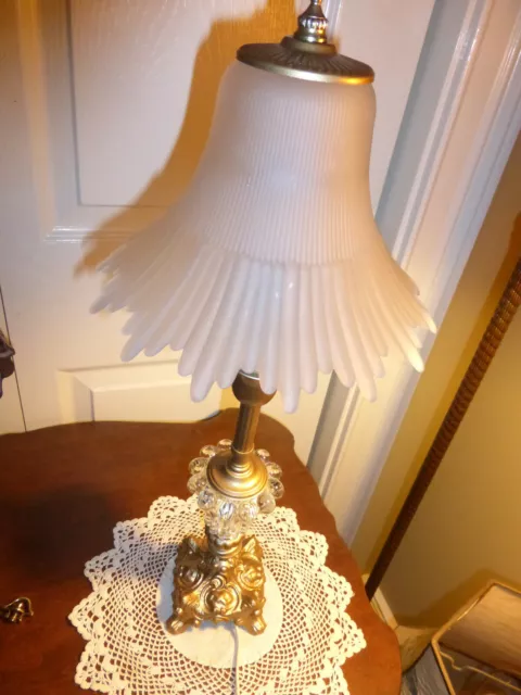 Vintage Antique  Victorian Table Bedside Boudoir Lamp 9220 B