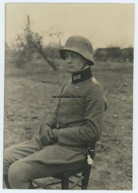 Orig. Foto Portrait RIR.236 Offizier Stahlhelm DAMERY Roye Somme Frankreich 1918