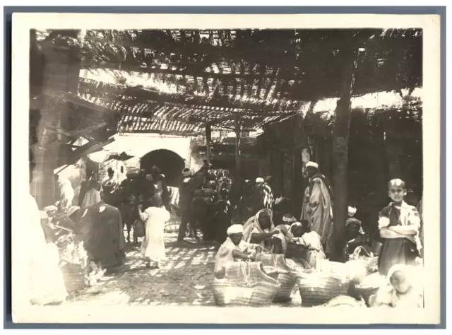 Maroc, Meknès (مكناس), Souk  Vintage silver print.   Tirage argentique  12