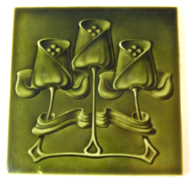 Antique Victorian T & R Boote 6" Green Wall Tile Triple Tulip Design c1880 VGAC