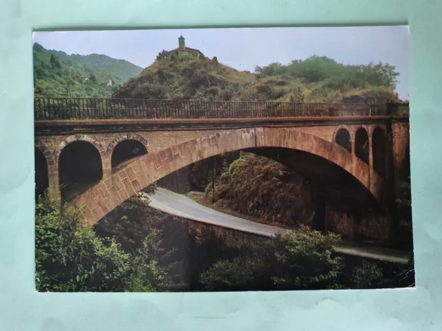 Carte Postale du Puy de Dôme (63) GF 1968 Thiers le pont et la Chapelle 