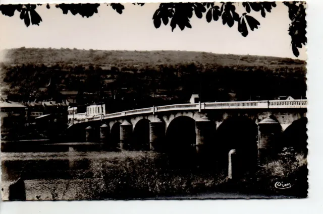 NEW HOUSES - Meurthe and Moselle - CPA 54 - the bridge over the Moselle