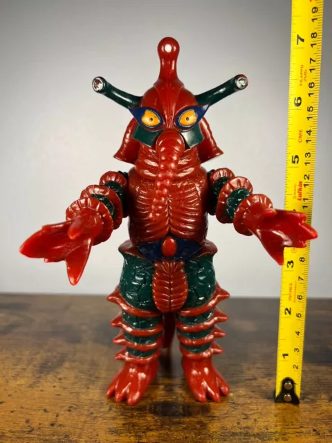 Bandai kaiju Ultra Monster Series 2000 No 30 Alien Hipporit US STOCK