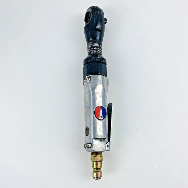 DeVilbiss Air Power Co. Air Tool 3/8” Ratchet AT20 USED