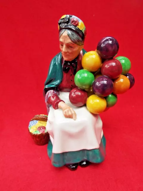 Royal Doulton THE OLD BALLOON SELLER HN1315 Vintage 1930/40s Figurine