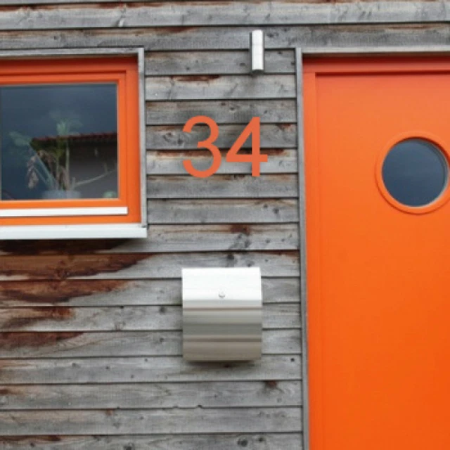 FLOATING HOUSE NUMBER 3 | Arial Series | Modern Designer Door Numbers ...