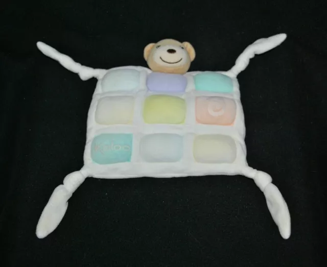 Peluche doudou ours plat KALOO carreaux blanc jaune vert bleu rose TTBE