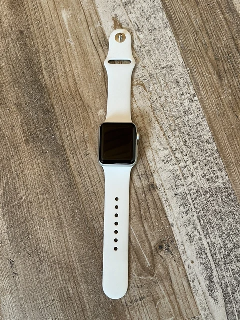 Apple Watch Series 3 38mm Silber Aluminium Gehäuse Weiß Sport Armband...