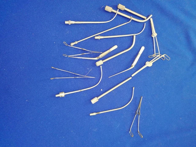 G8415) alt Medizin Technik Instrumente Konvolut