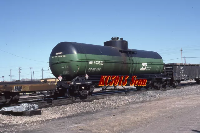 BURLINGTON NORTHERN (BN)  #973529    FRT CAR    -  Original Slide