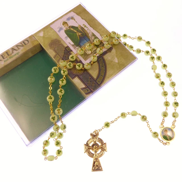 Luminoso St.Patrick Irlandese Fosforescenti Shamrock Trifoglio Rosari Color Oro