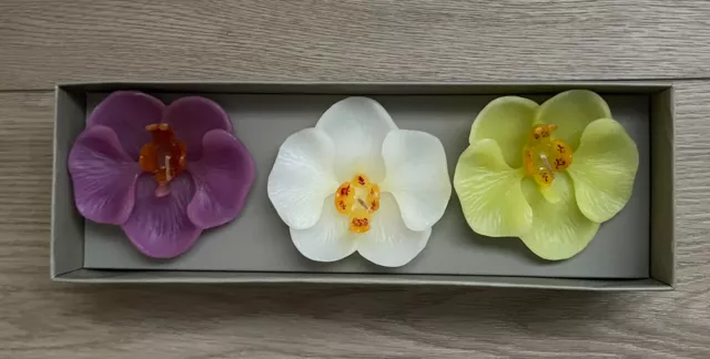 NEW ILLUMINATIONS Set of 3 Flowers ORCHIDS Floating Candles in Box