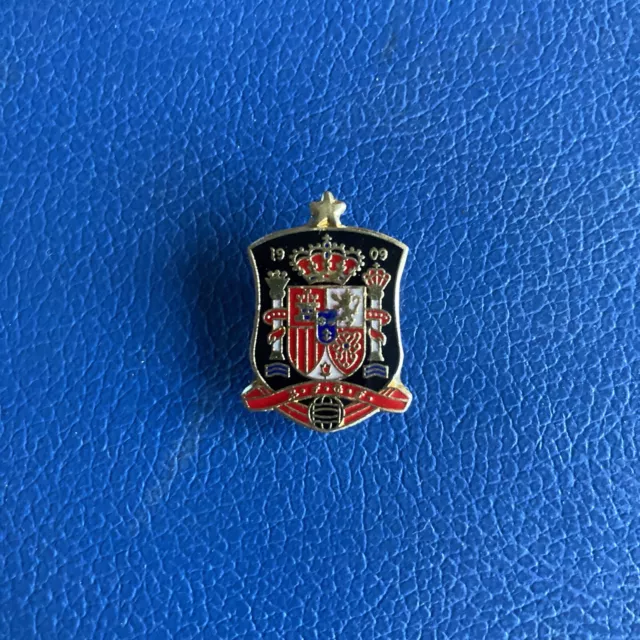 Spain Espana National Football Team New World Cup Pin Badge Price Inc Delivery