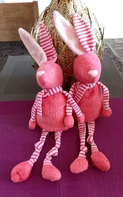 S12 / lot 2 doudou peluche lapin rayé rose écharpe BOUT'CHOU