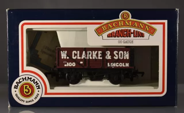 Bachmann Ltd Edition 7 Plank Wagon - 'W. CLARKE & SON' - 33-100F - MIB