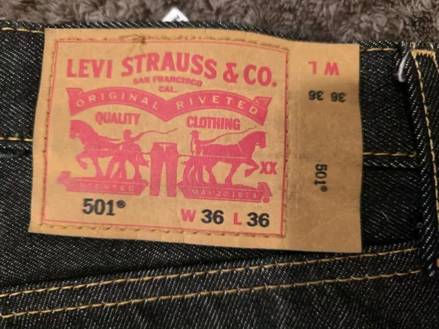 LEVI'S MEN'S 501 Original Shrink To Fit Jeans Straight Leg Button Fly ...
