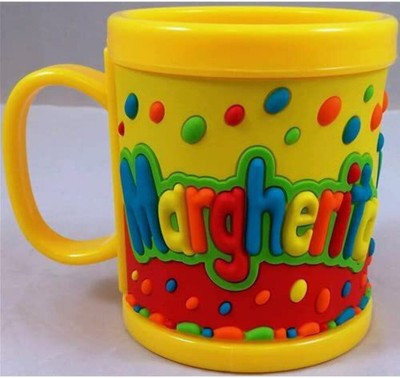TAZZA PLASTICA CON NOME A RILIEVO JC045 EMMA 