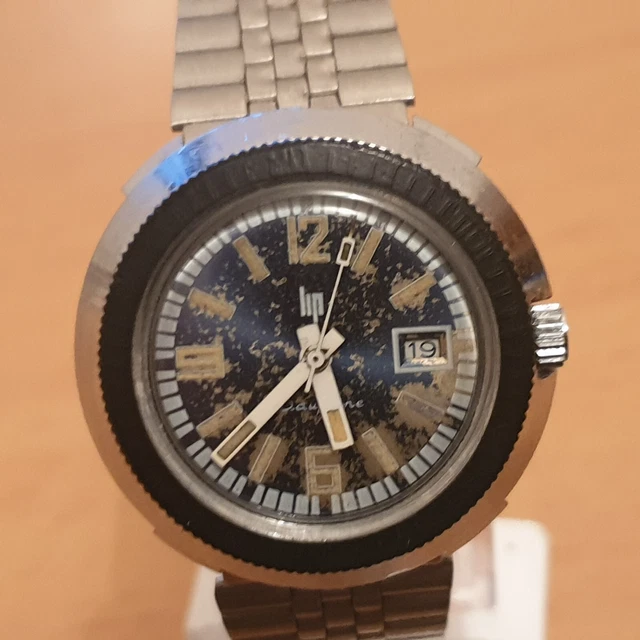 MOERIS - Montre boule de bureau en laiton, le verre loupe, le cadran MOERIS - Montre boule de bureau en laiton, le verre loupe, le cadran