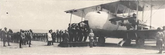 Vickers Victoria Vintage Photo Raf Royal Air Force Troops