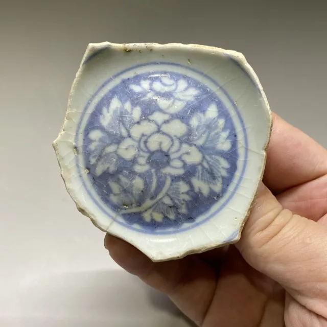 Ancient Chinese Ming DYNASTY blue and white  Porcelain fragment .明代青花瓷片 宣德年制