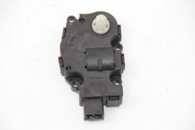 Attuatore Riscaldamento Audi A4 8K K9749005 9 BEHR 07-2009