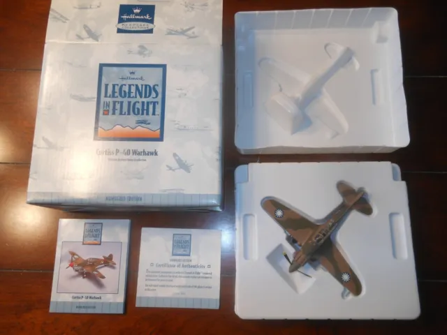 Hallmark Legends In Flight Curtiss P-40 Warhawk WWII Diecast Airplane Model 1:72