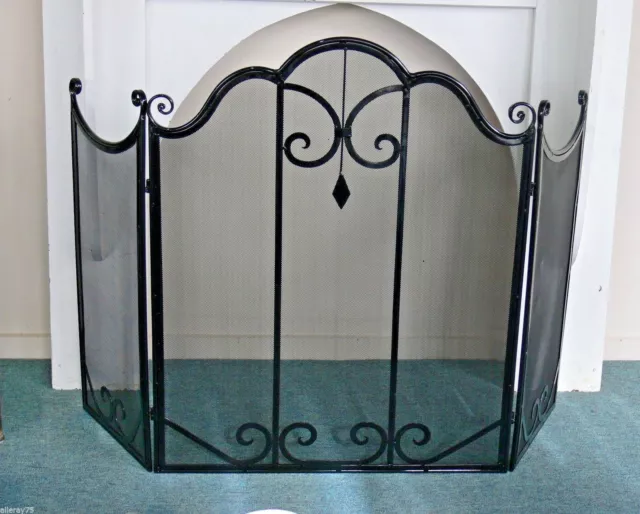 HAMPTONS PROVINCIAL FIRE SCREEN guard  BLACK 3 PARTS  WROUGHT IRON QUALITY NEW