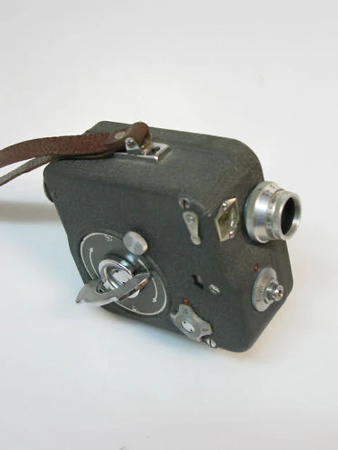 PATHESCOPE Motocamera Pathé 9,5 mm 1948 - Collection
